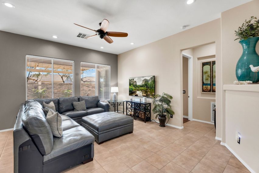 Sunny on Citrus Court